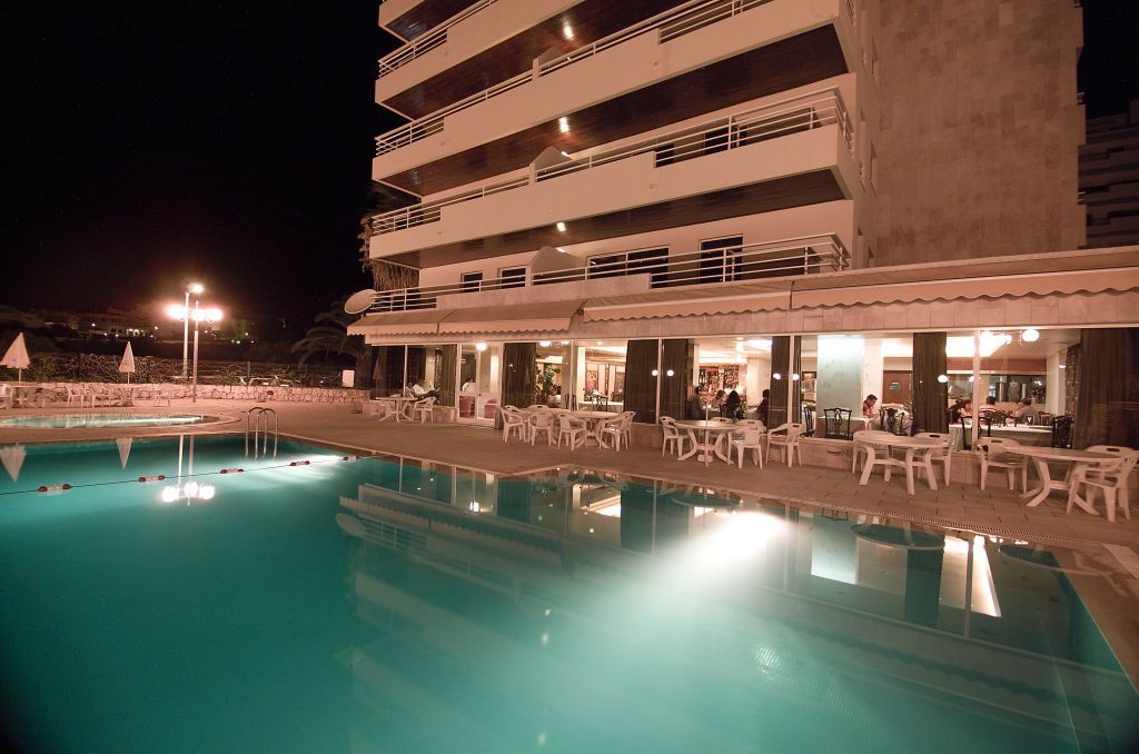 Interpass Vau Hotel Apartamentos ปอร์ติเมา ภายนอก รูปภาพ
