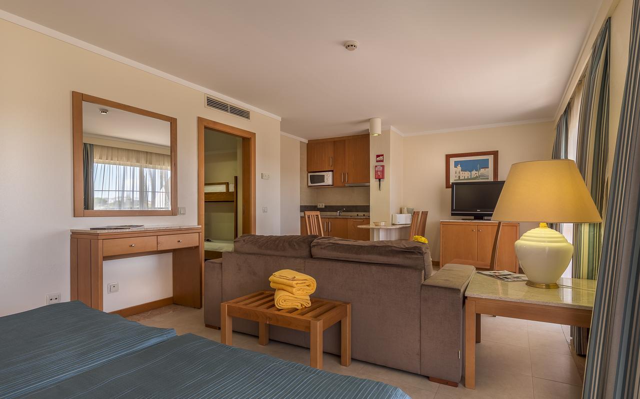 Interpass Vau Hotel Apartamentos ปอร์ติเมา ภายนอก รูปภาพ